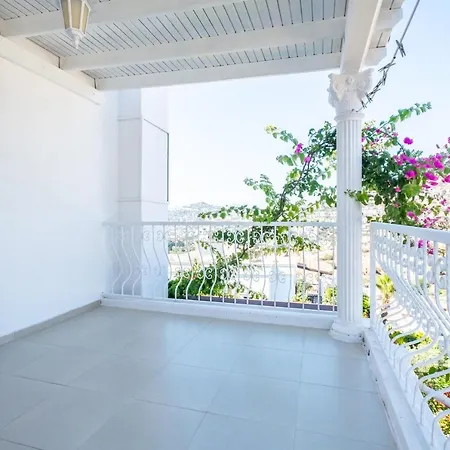 Apartament Lovely House With Astonishing View In Gumusluk Gümüşlük